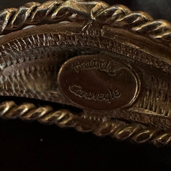 Rare Hattie Carnegie Signed Brooch Pin in Gold Faux Pearls & Rhinestones! - Picture 9 of 10